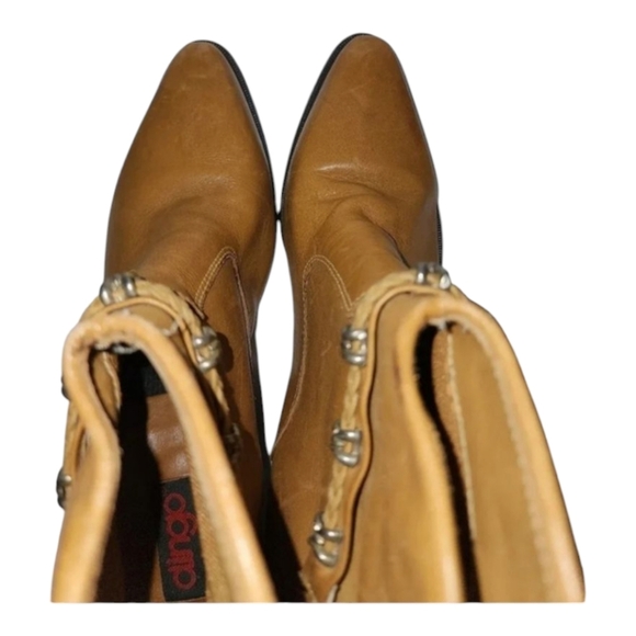 Dingo Tan Leather Ankle Cowboy Boots 6.5B Western Star Concho Detail - Picture 3 of 6